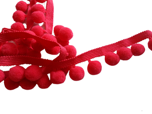 Tape with pompoms - raspberry 