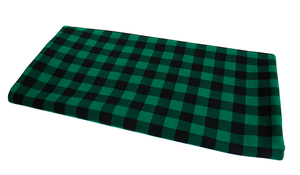Chequered pattern on green - single